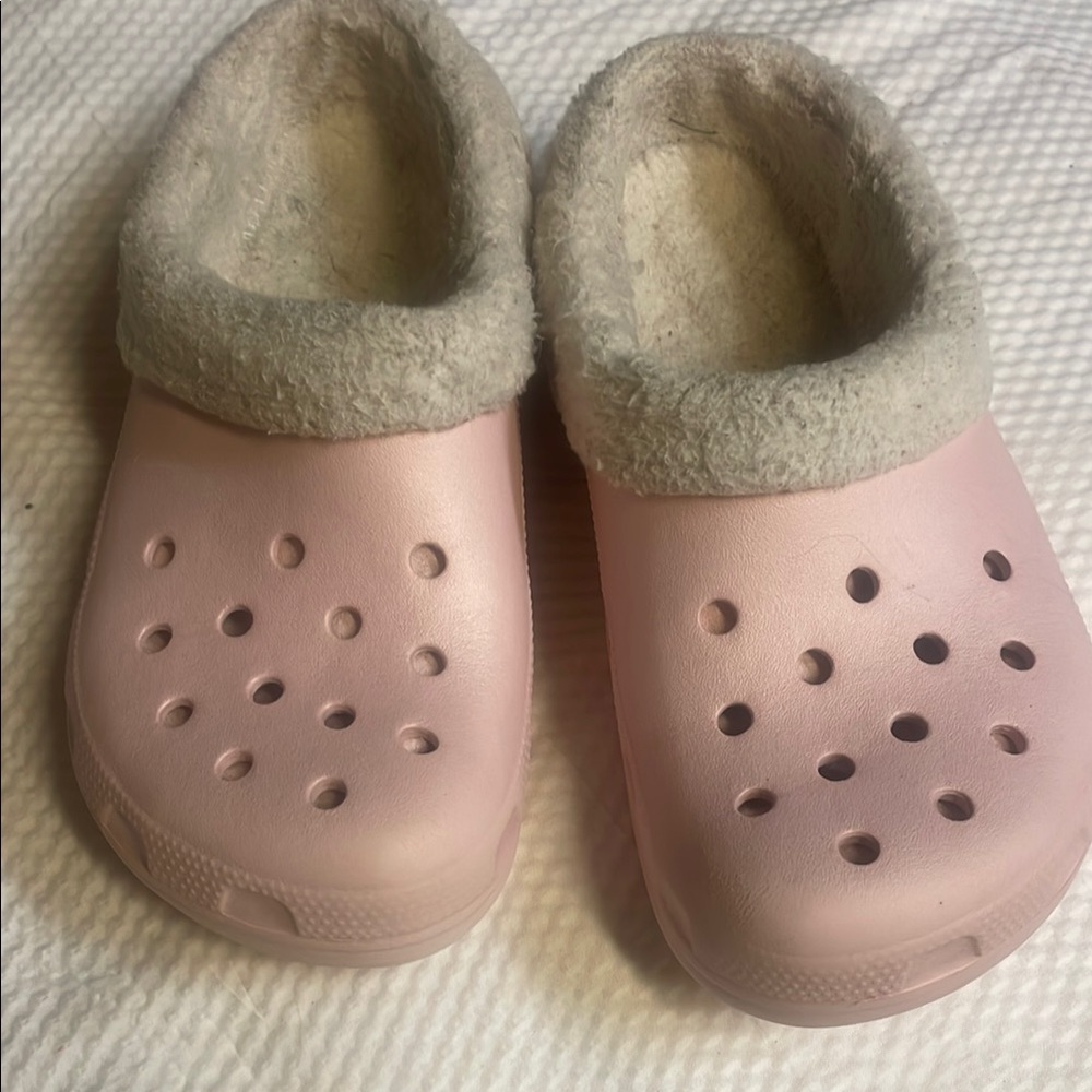Crocs house shoes
